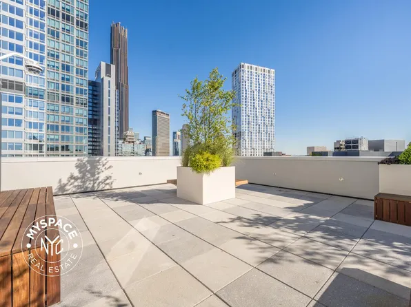 150 Lawrence Street image 28 of 28