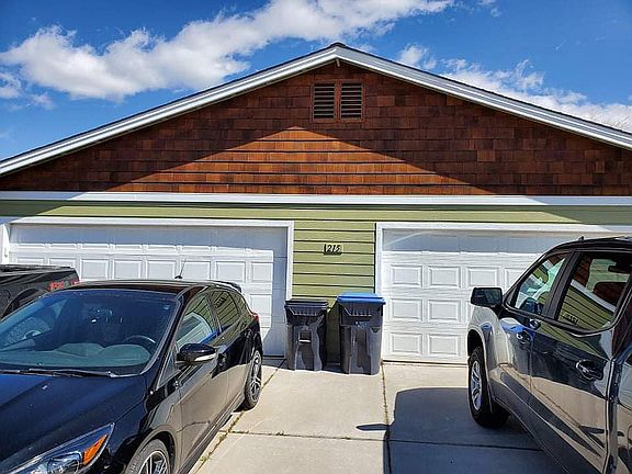 2nd image of 215 Derek Dr Unit A-b