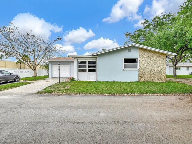 2528 SW Natura Blvd — Photo 29