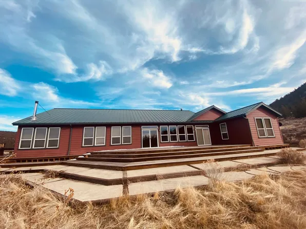 12555 Harpold Rd, Klamath Falls, OR 97603