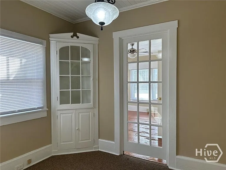 108 N College St — Photo 12