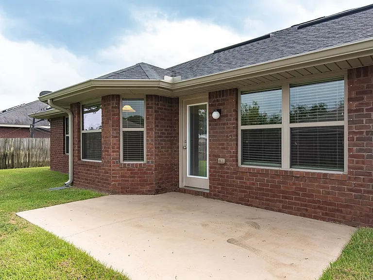 4599 Belvedere Cir — Photo 25