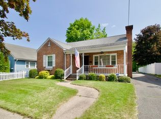 79 Strong St, Springfield, MA 01104