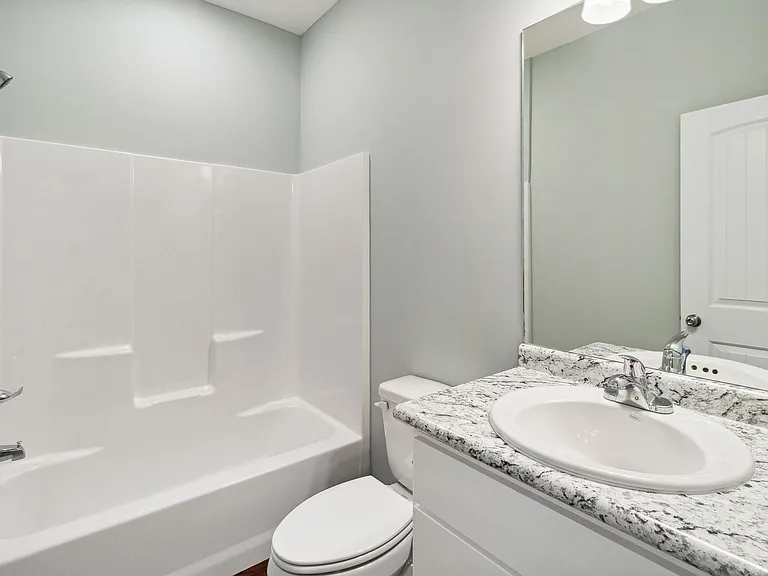 905 Olmstead Ave — Photo 36