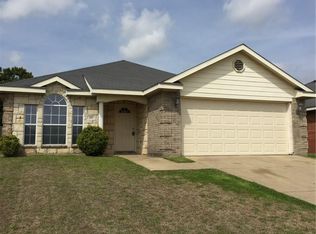 129 Hamilton Dr, Terrell, TX 75160