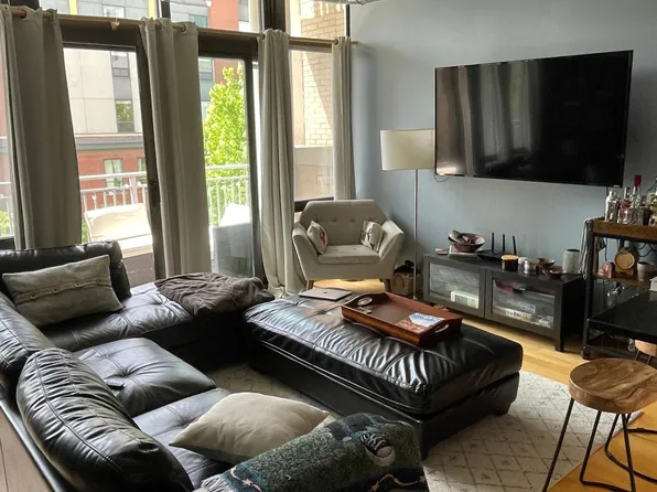 212 E Cullerton St APT 412, Chicago, IL 60616