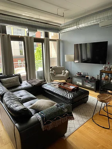 212 E Cullerton St #412 Photo 1