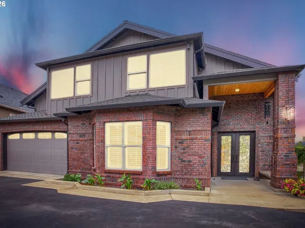 383 W Clackamas Blvd, Gladstone, OR 97027