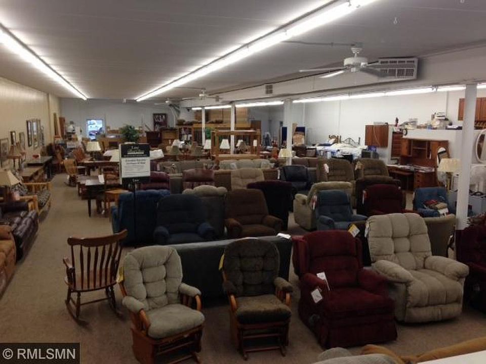 2nd image of 2585 7th Ave E