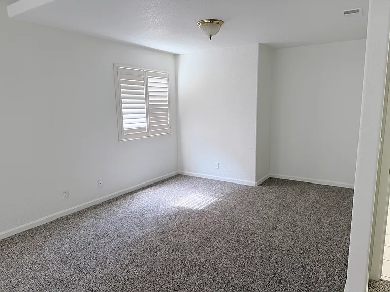 5606 Edgefield Way — Photo 15