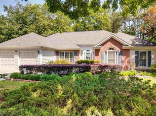 1095 Pebble Bend Dr, Grayson, GA