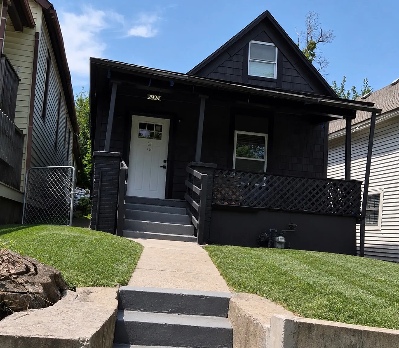 3 bed, 1210 sqft, $2,300 — Photo 1