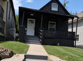 2924 Jarboe St, Kansas City, MO 64108