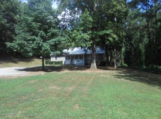 221 Price Rd, Carrollton, GA 30116