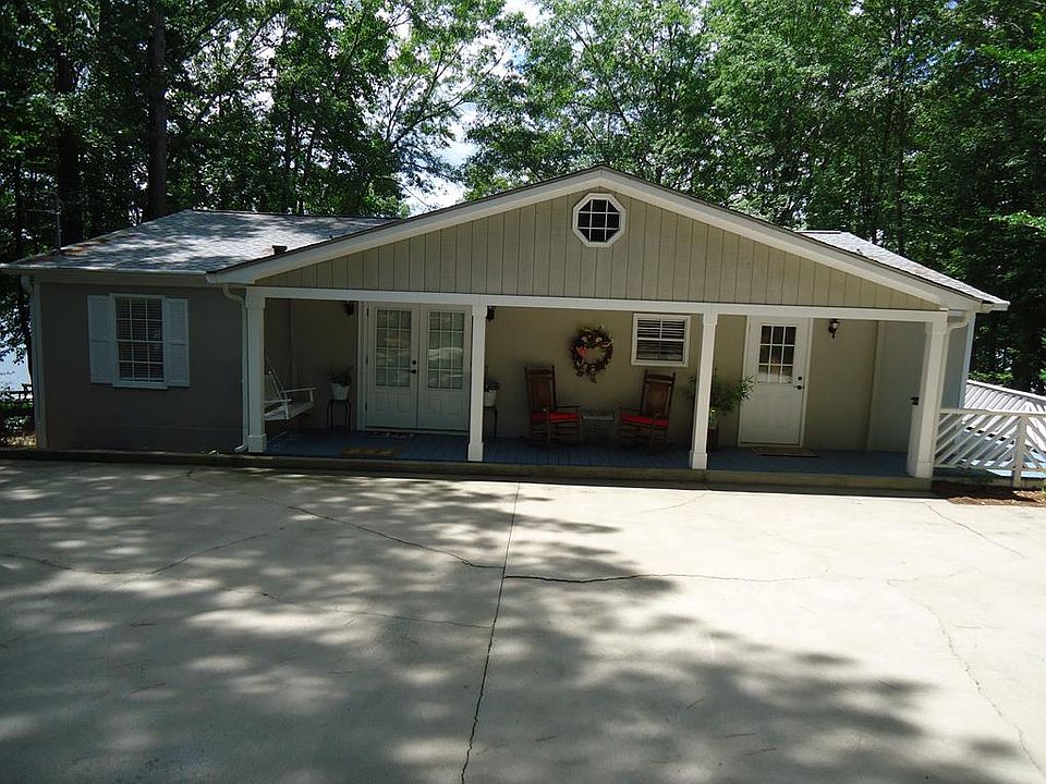 1st image of 111 N River Place Ct