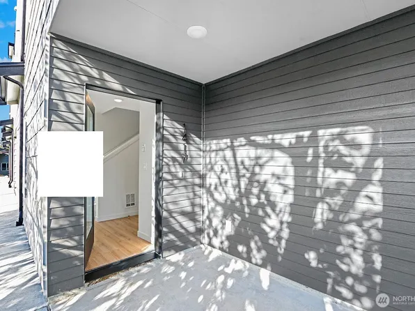 1417 SW 111th Lane, Seattle, WA 98164