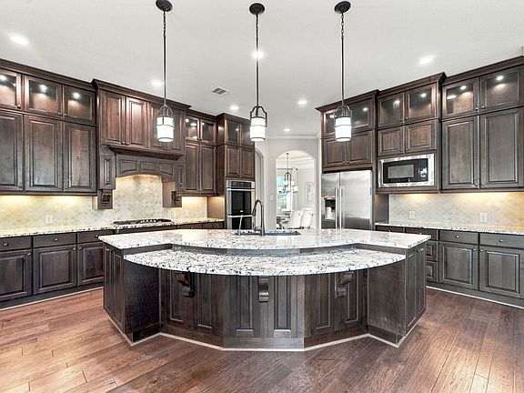 3rd image of 5734 Sutton Pine Ln