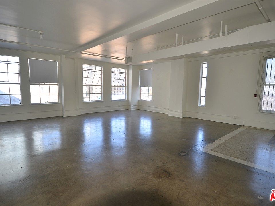 1st image of 846 S Broadway APT 605