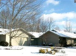 10839 Gate Post Rd, Strongsville, OH 44149