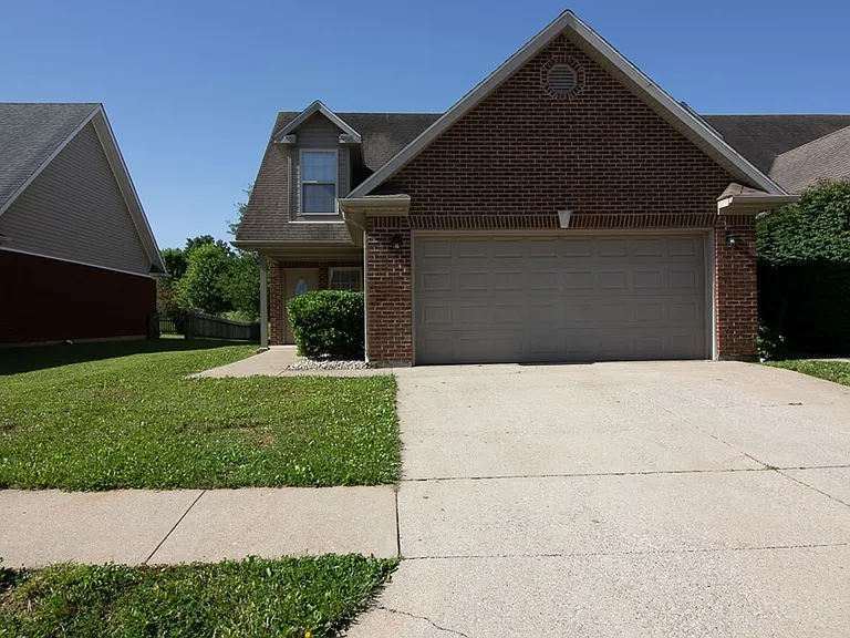 134 Twin Lakes Dr — Photo 1