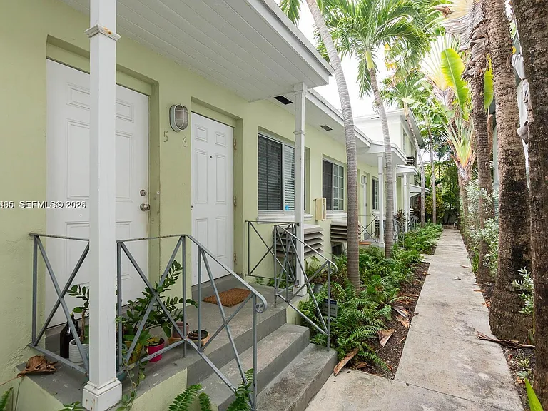 1561 Lenox Ave #6 — Photo 13