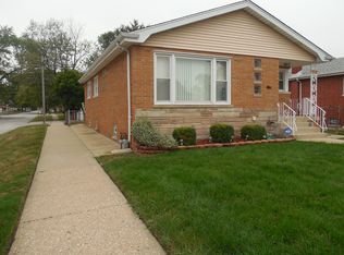 418 Luella Ave, Calumet City, IL 60409