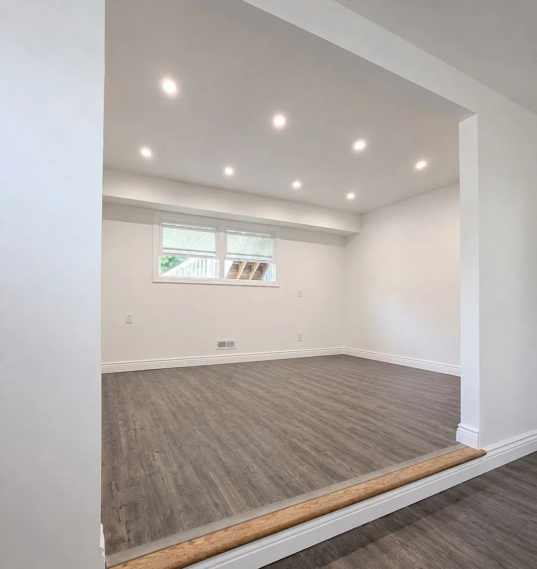 395 Hillman Ave — Photo 1