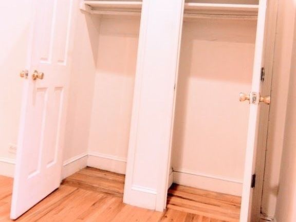 2nd image of 258 W 22nd St
