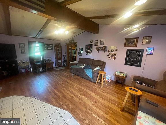 5th image of 126 Bible Ln