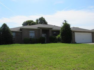 7061 Season Dr, Milton, FL 32570