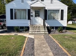 207 W Saint Joseph St, Southern View, IL 62703