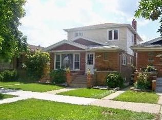 6825 W 63rd Pl, Chicago, IL 60638