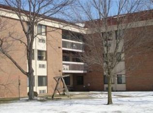 1200 Croy Dr, Findlay, OH 45840