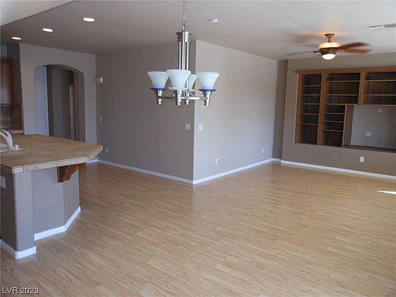 5th image of 3617 Cantura Crest Ct