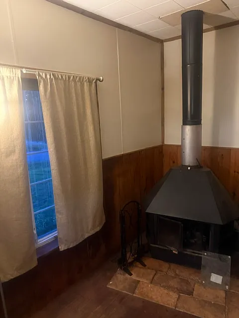 2 bed, 900 sqft, $1,050 — Photo 2