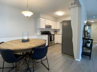 9800 Cherry St #9808C002, Kansas City, MO 64131