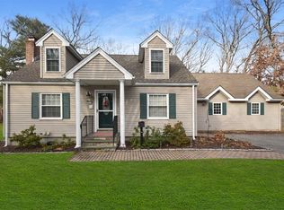 711 Potter Rd, Framingham, MA 01701