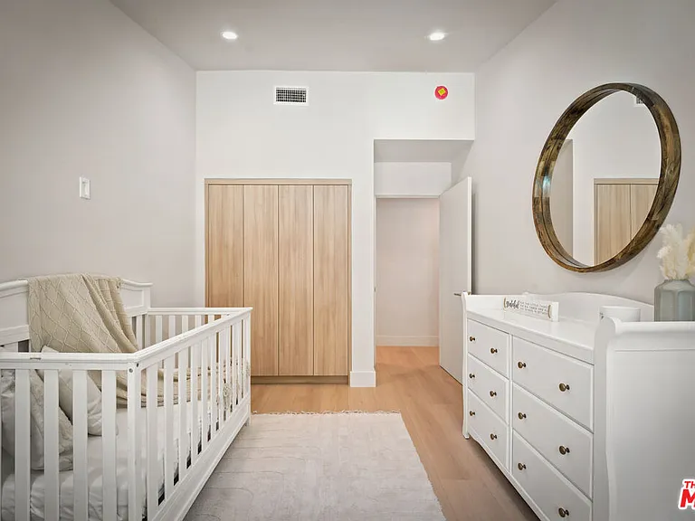 20466 Miranda St — Photo 24