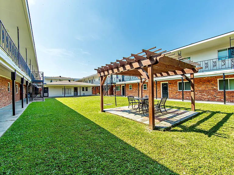 Quail Court — Photo 20