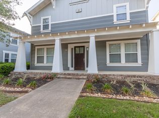 1725 Harvey Mitchell Pkwy S APT 4011, College Station, TX 77840