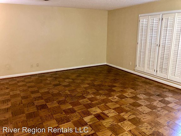 5th image of 4363 Blackwood Dr