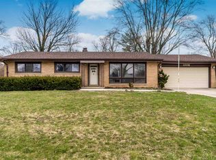 1208 N Riley Rd, Muncie, IN 47304