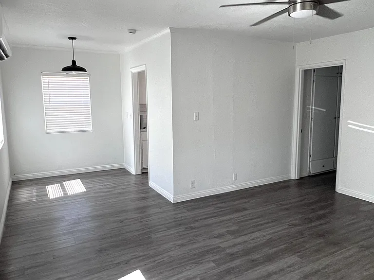 2158 W 1st Ave — Photo 4
