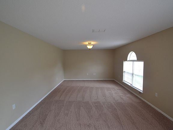 4th image of 8162 Settlers Creek Cir
