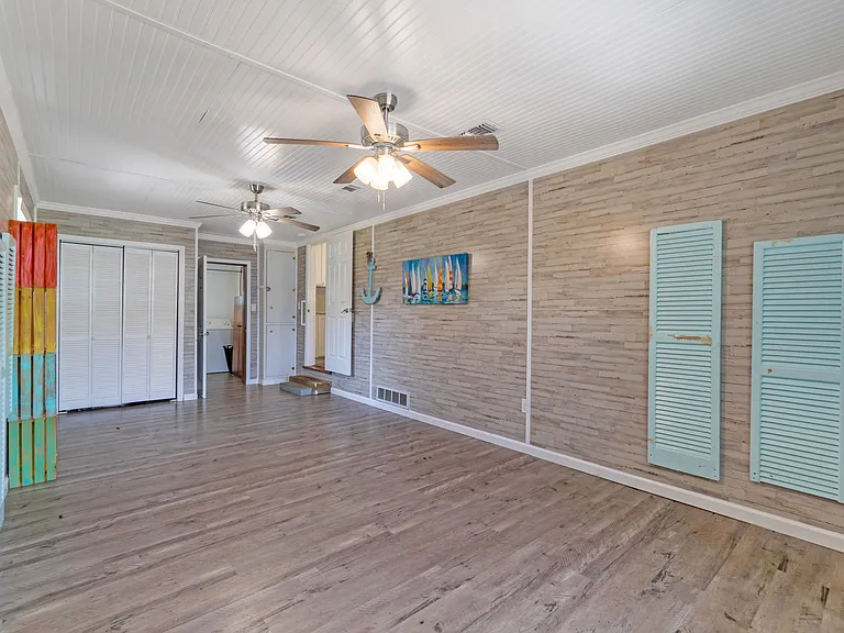 308 Calhoun Ave — Photo 10
