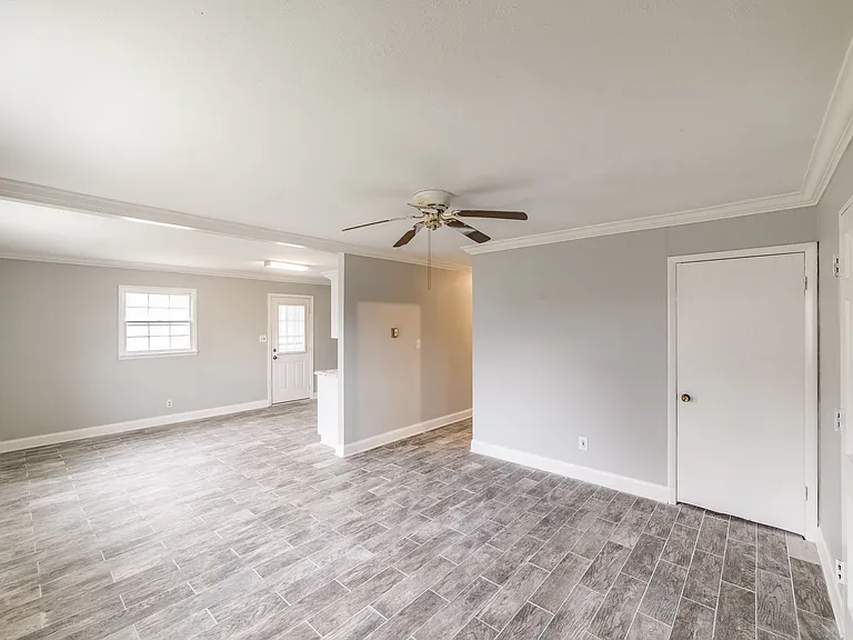 162 Wilkenson Dr NE — Photo 23