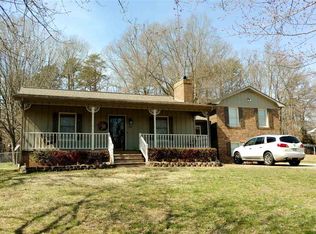 186 Birdsong Ln, Forest City, NC 28043