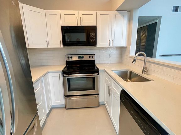 5th image of 5745 W Atlantic Pl