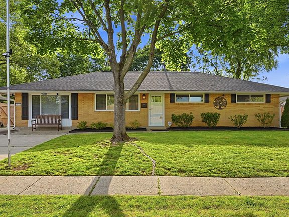 3rd image of 1417 Terry Dr