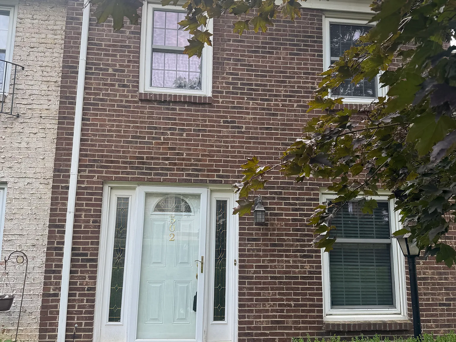 3 bed, 1500 sqft, $1,950 — Photo 1